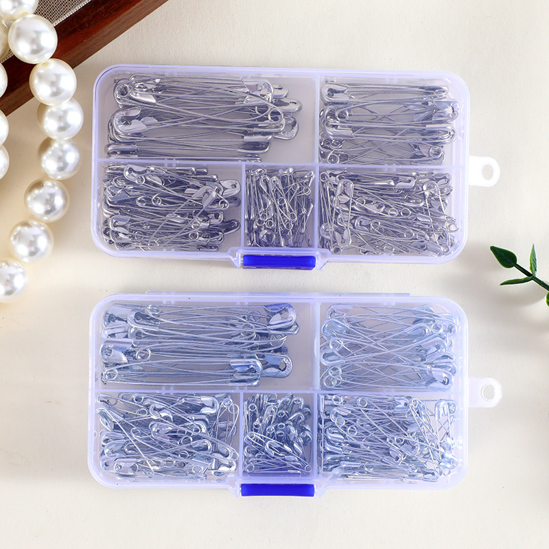 مجموعة دبابيس أمان فضية مع صند - مراجعة Jewelry Making Organizer وسعره